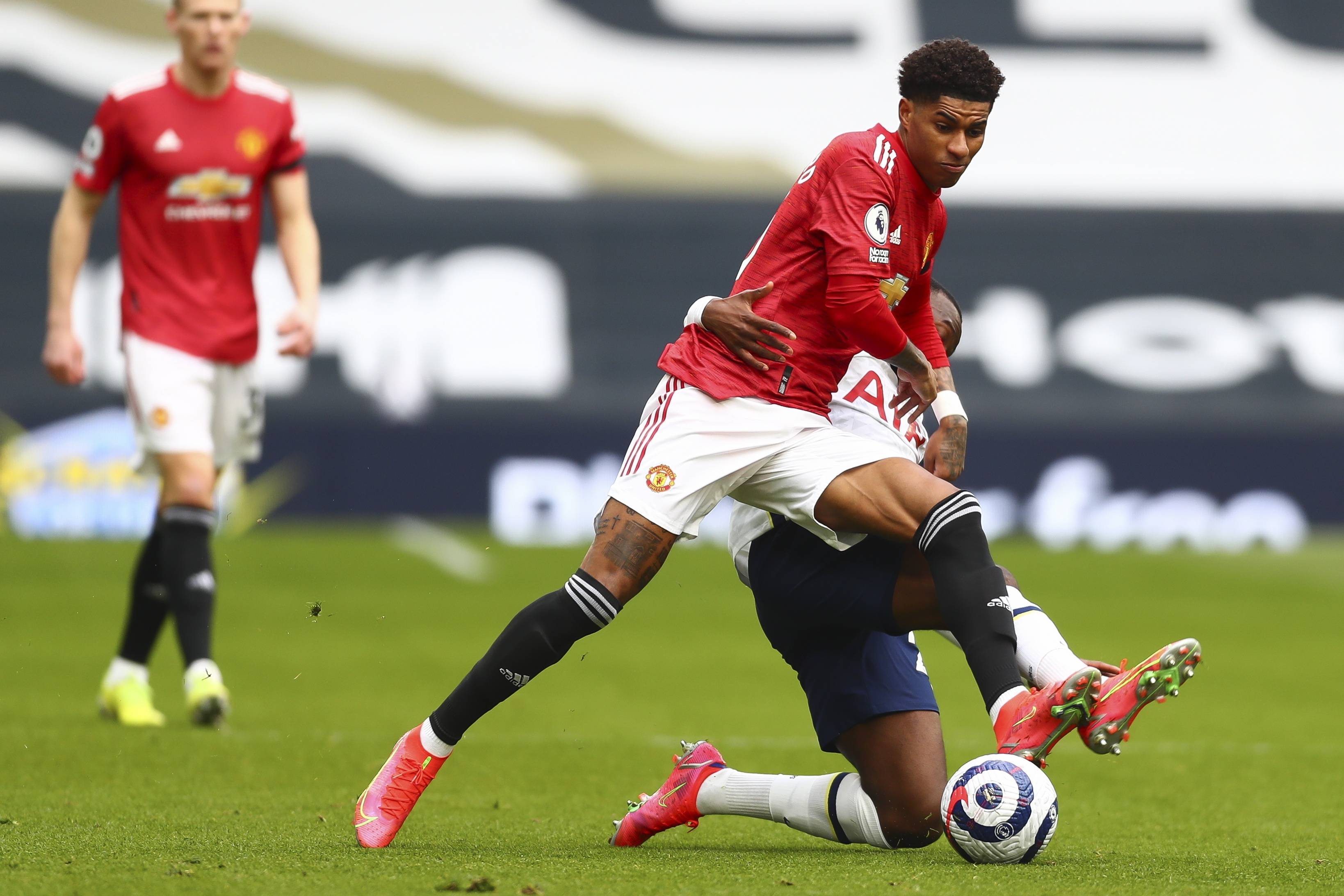 个篮板球令 个篮板球令